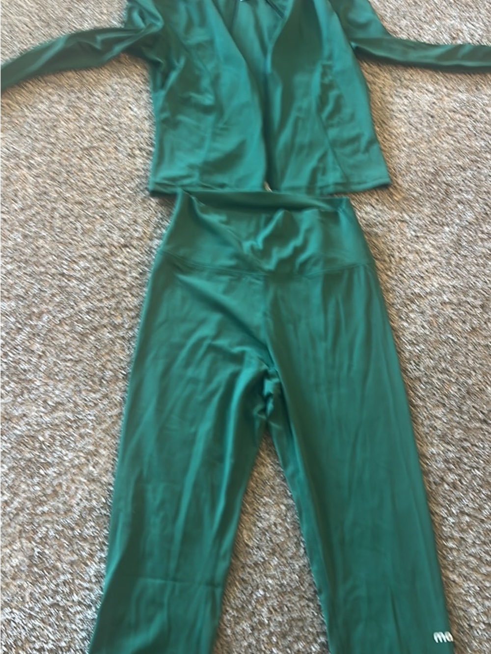 Women's Green Two-Piece Active Set